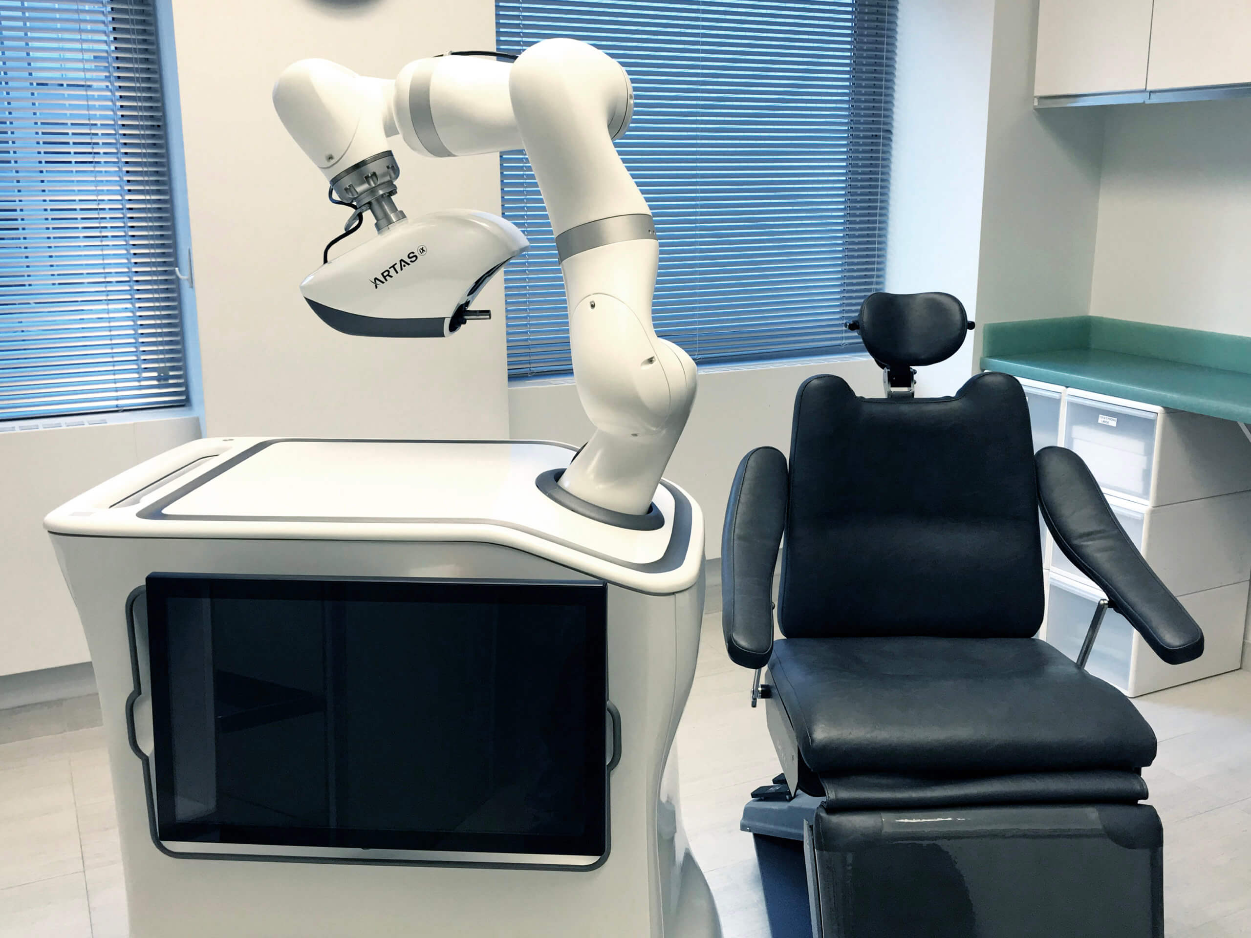 Operating Room with ARTAS iX Robot